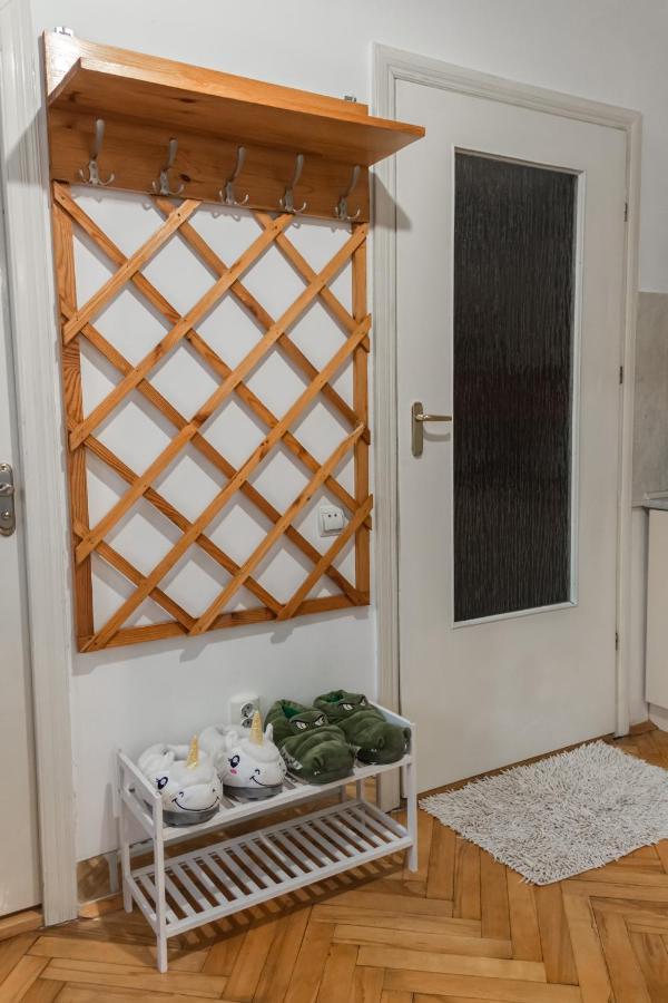 Berlin Apartment ลวีฟ ภายนอก รูปภาพ