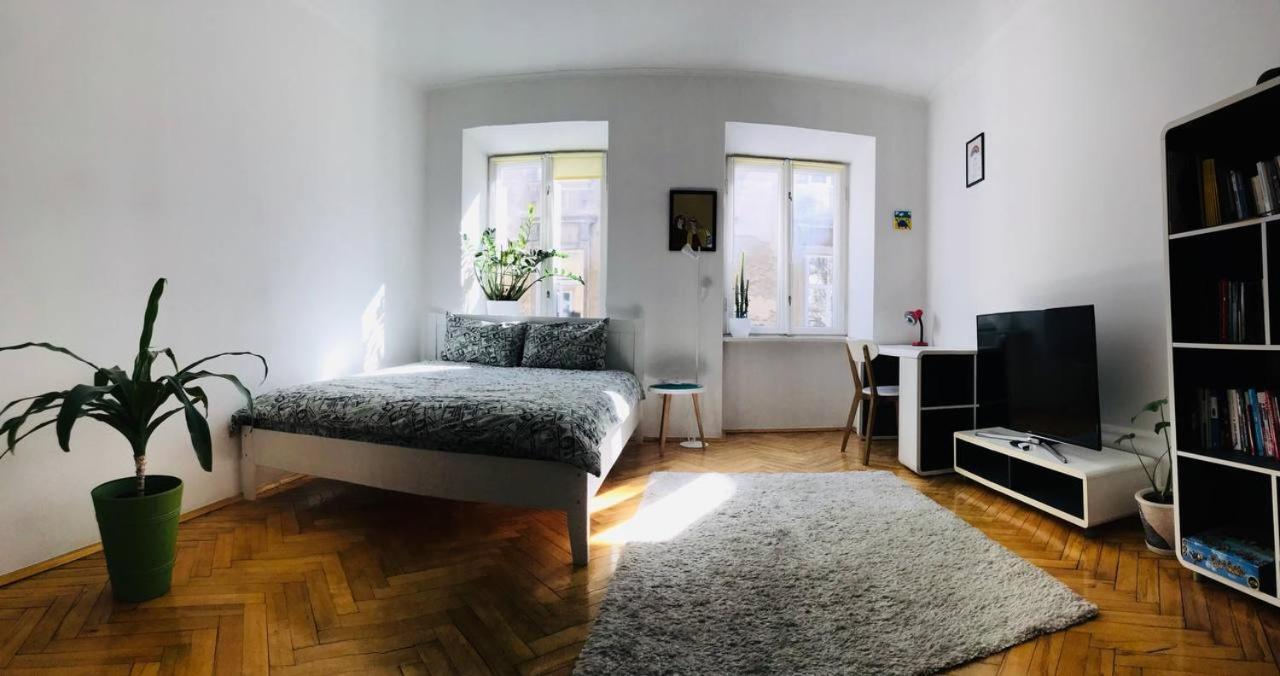 Berlin Apartment ลวีฟ ภายนอก รูปภาพ